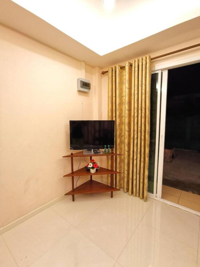 Pon House Hotel Chalong Bagian luar foto