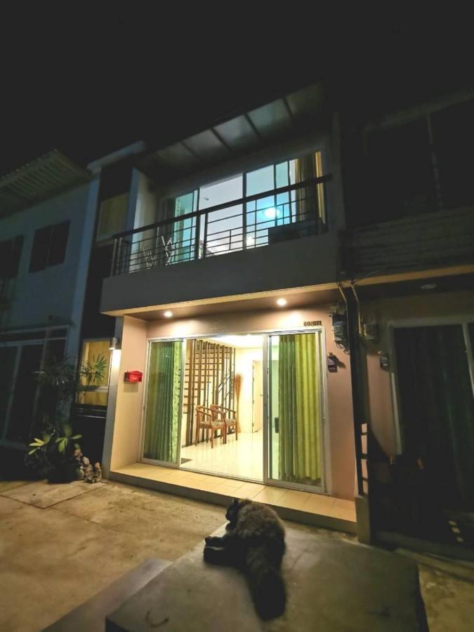 Pon House Hotel Chalong Bagian luar foto